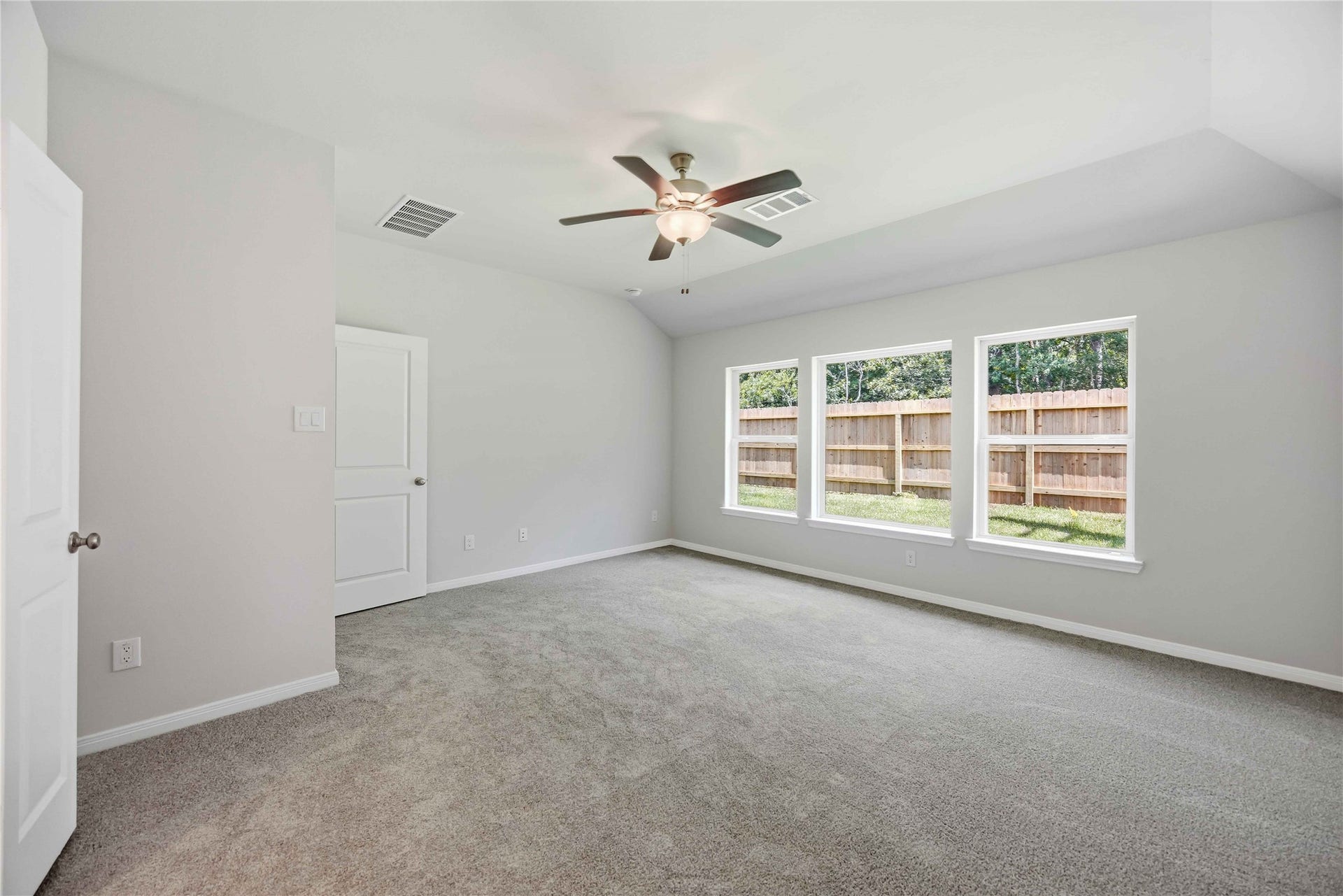 2830 River Juniper Lane, Crosby, TX 77532 2830 River Juniper Lane, Crosby, TX 77532