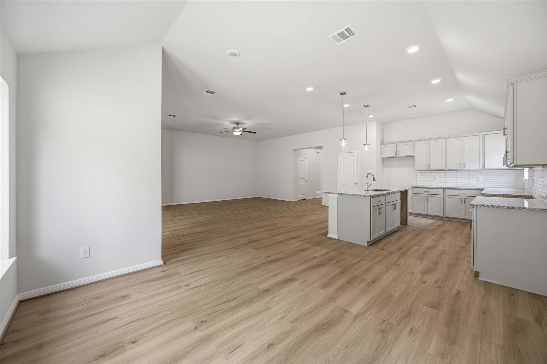 2830 River Juniper Lane, Crosby, TX 77532 2830 River Juniper Lane, Crosby, TX 77532