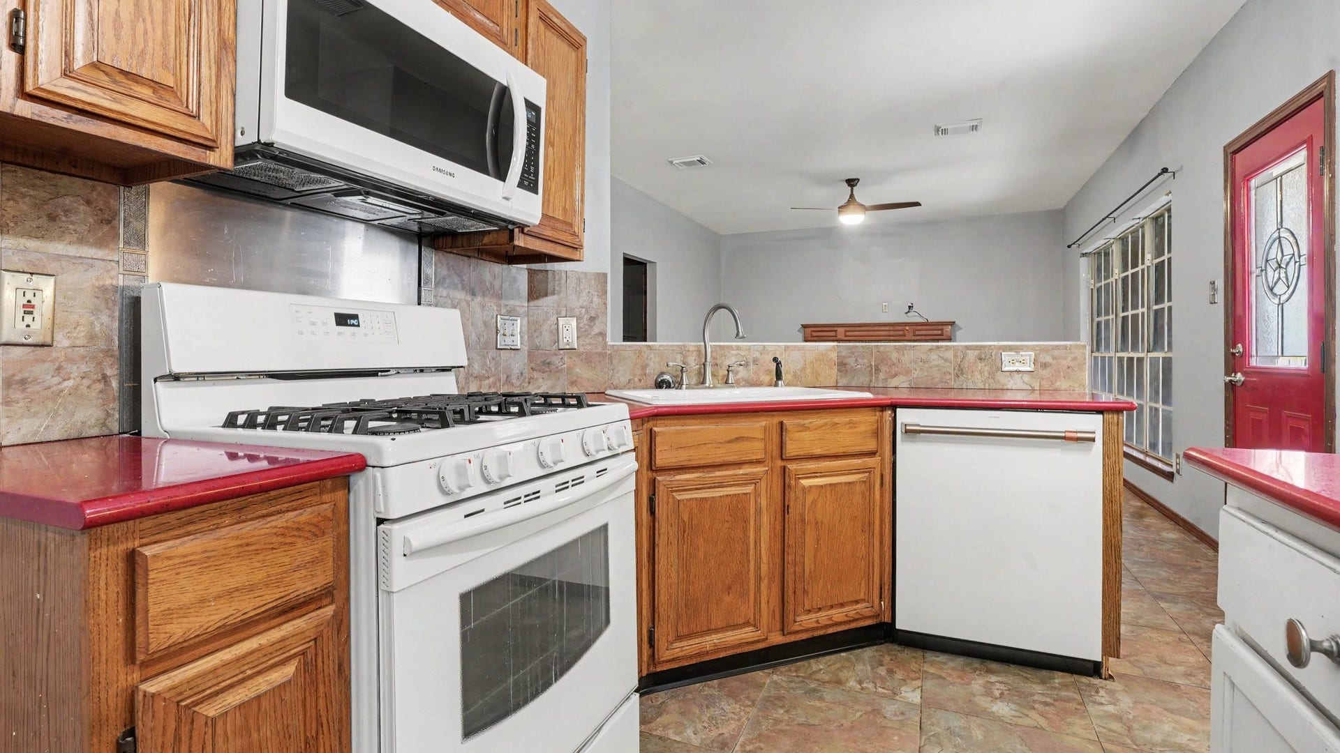 2017 Dublin Drive, Deer Park, TX 77536 Kitchen