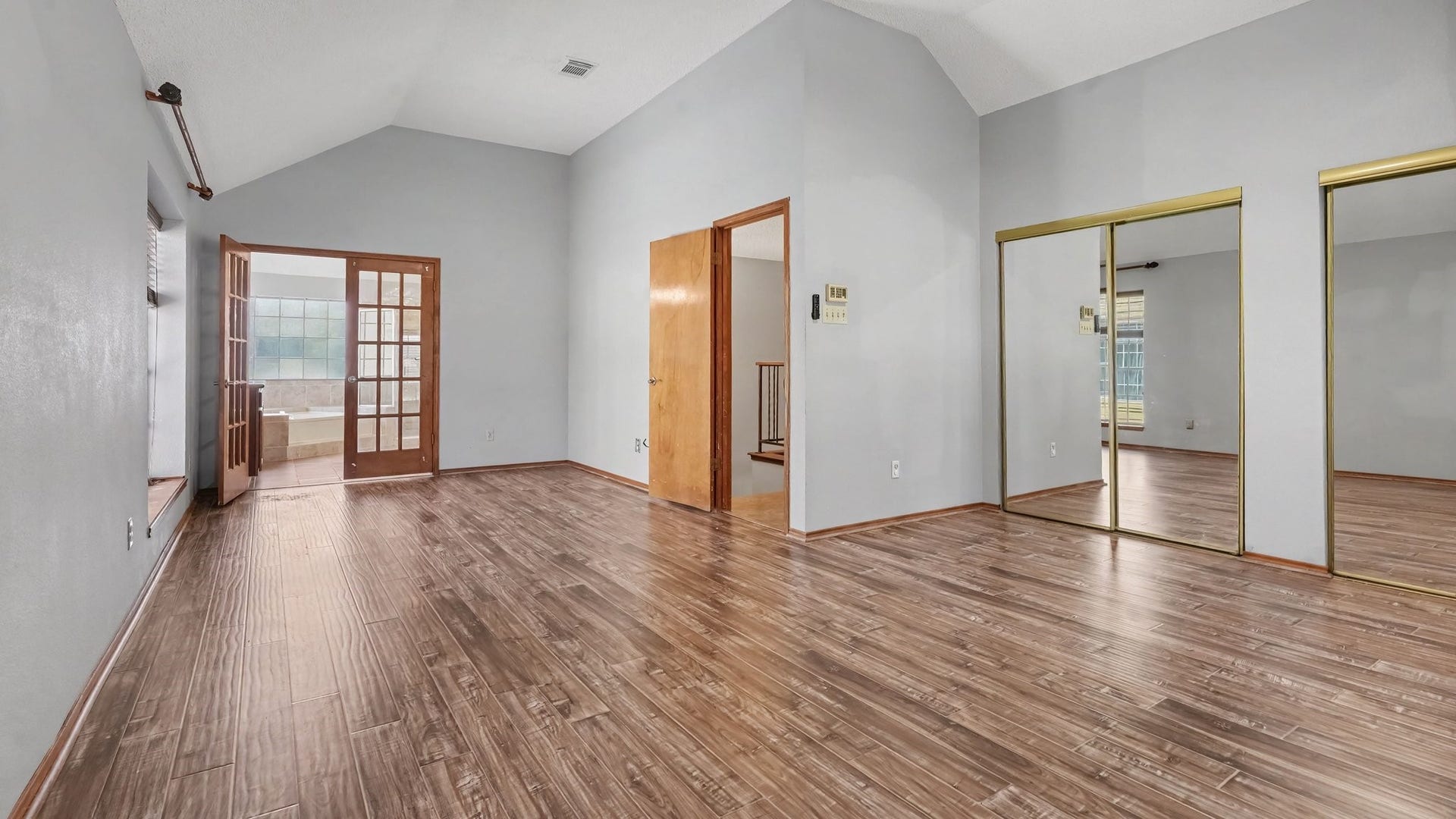 2017 Dublin Drive, Deer Park, TX 77536 Primary Bedroom Facing The Primary Bath