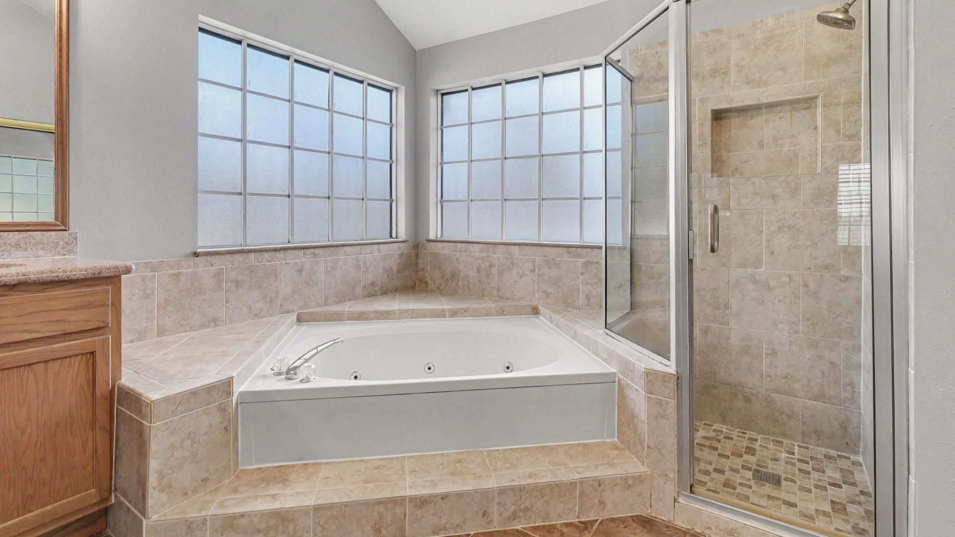2017 Dublin Drive, Deer Park, TX 77536 Primary Bath