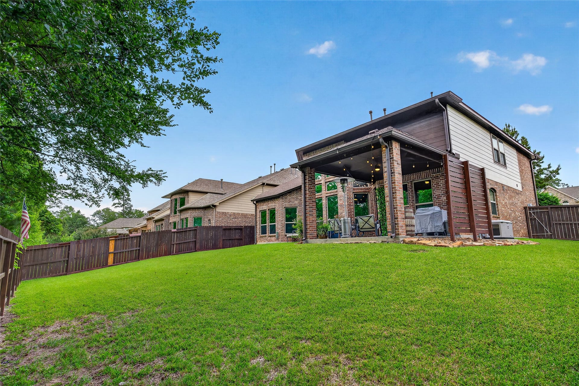 7907 Augusta Creek Court, Spring, TX 77389 The elevated backyard provides excellent privacy with no rear neighbors, while the natural grade promotes positive drainage away from the home.