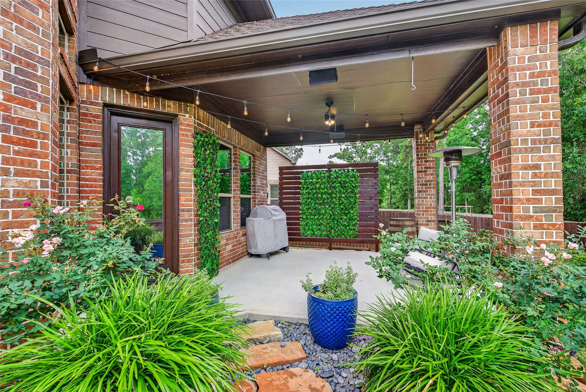 7907 Augusta Creek Court, Spring, TX 77389 Imagine sitting outside with your coffee watching your loved ones play in the back yard while listening to the birds chirping.