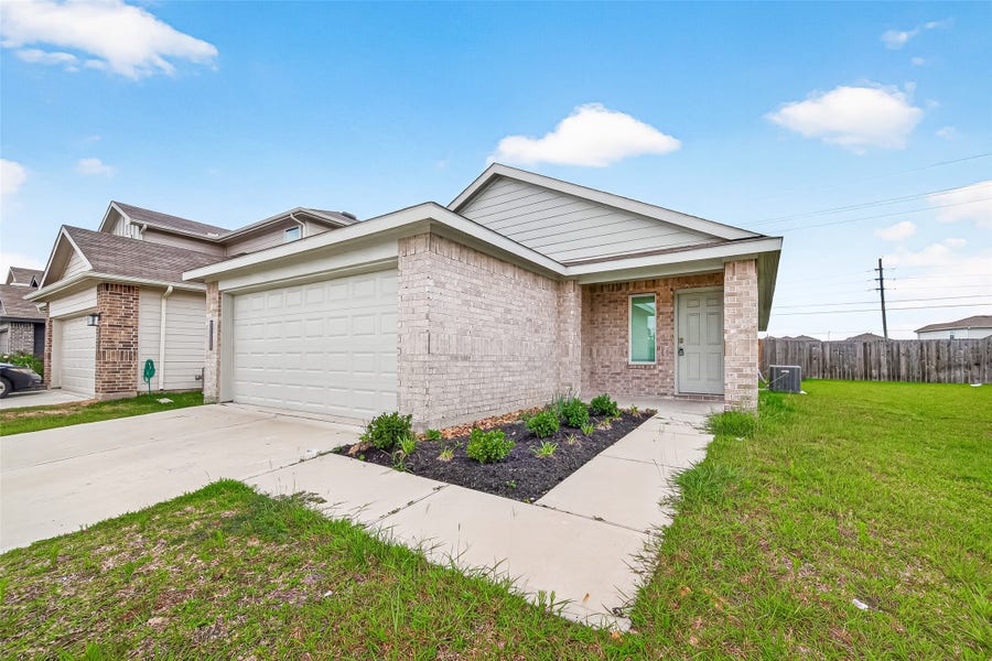 Property photo for 1710 Legacy Hills Drive, Houston, TX
