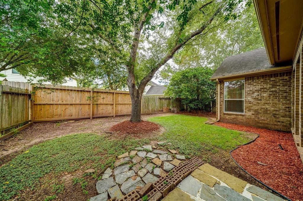 3303 Ashland Grove Lane, Sugar Land, TX 77498