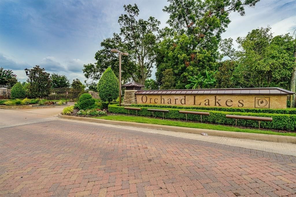 3303 Ashland Grove Lane, Sugar Land, TX 77498