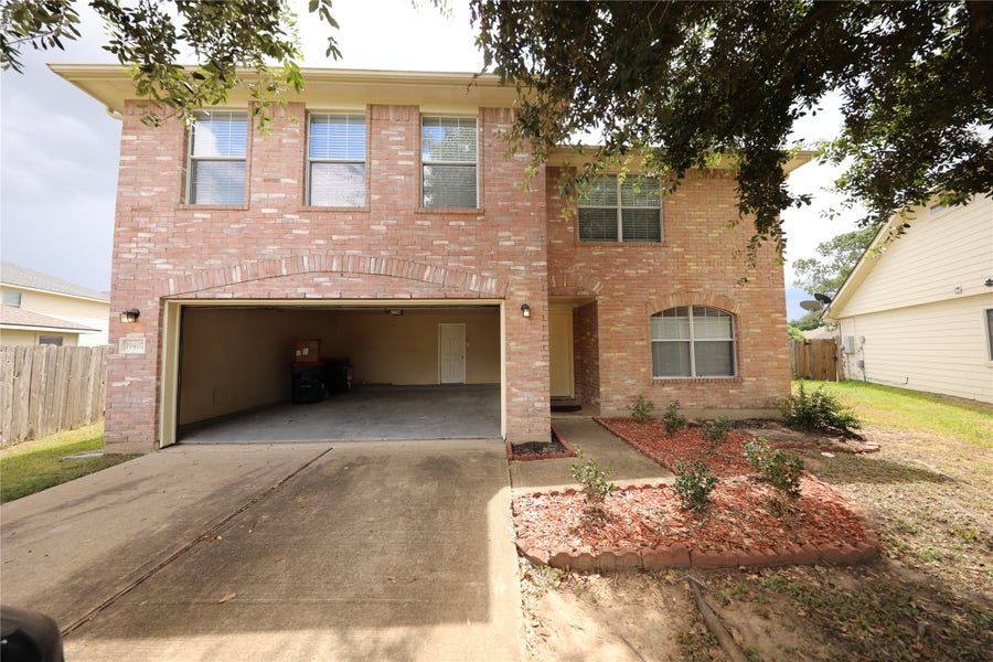 Property photo for 19407 Billineys Park Drive, Katy, TX