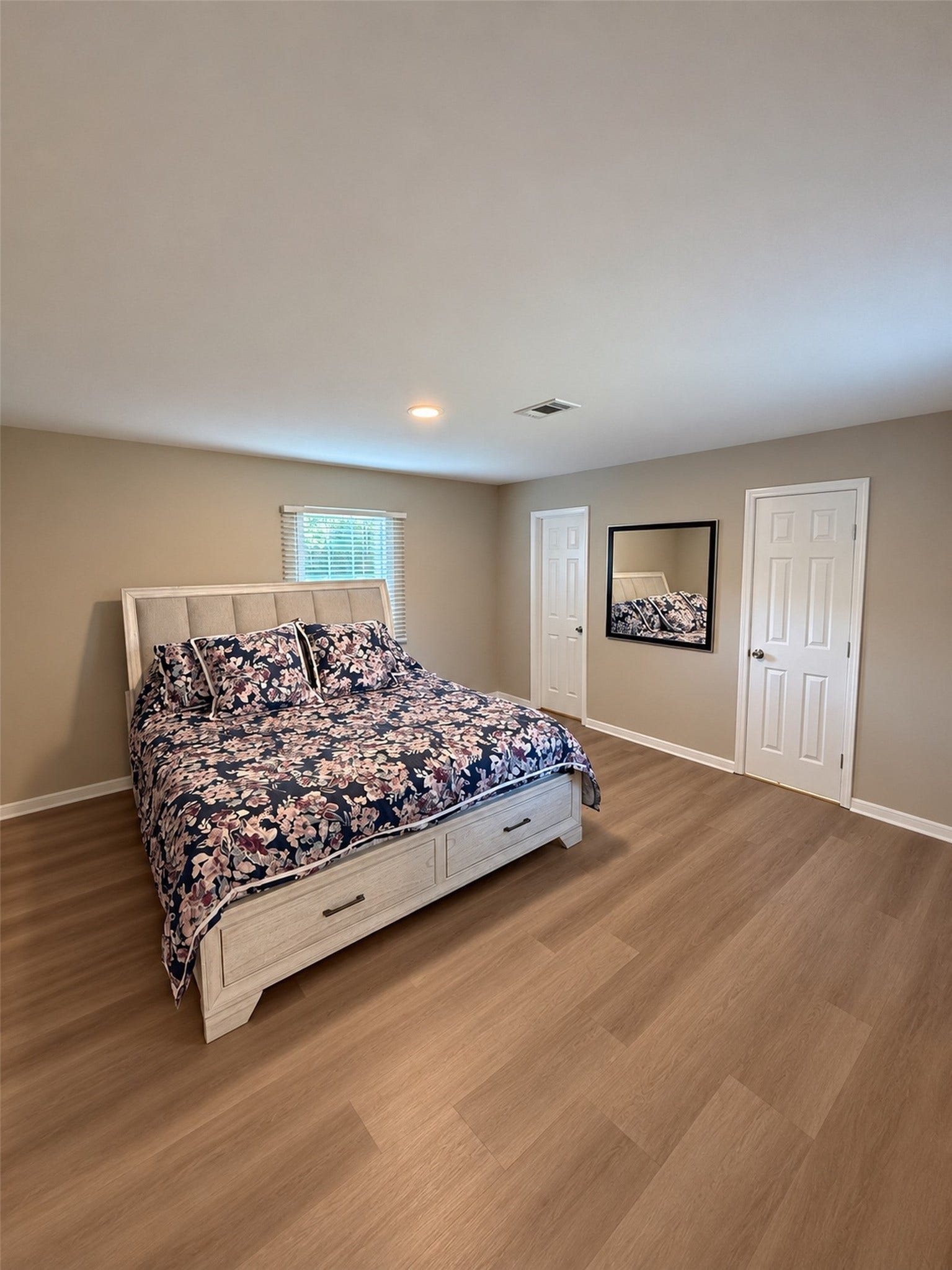 6633 W 43rd Street, Houston, TX 77092