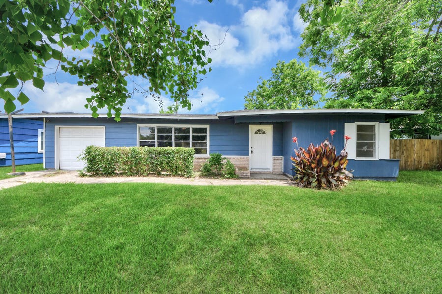 Property photo for 5875 Belcrest Street, Houston, TX