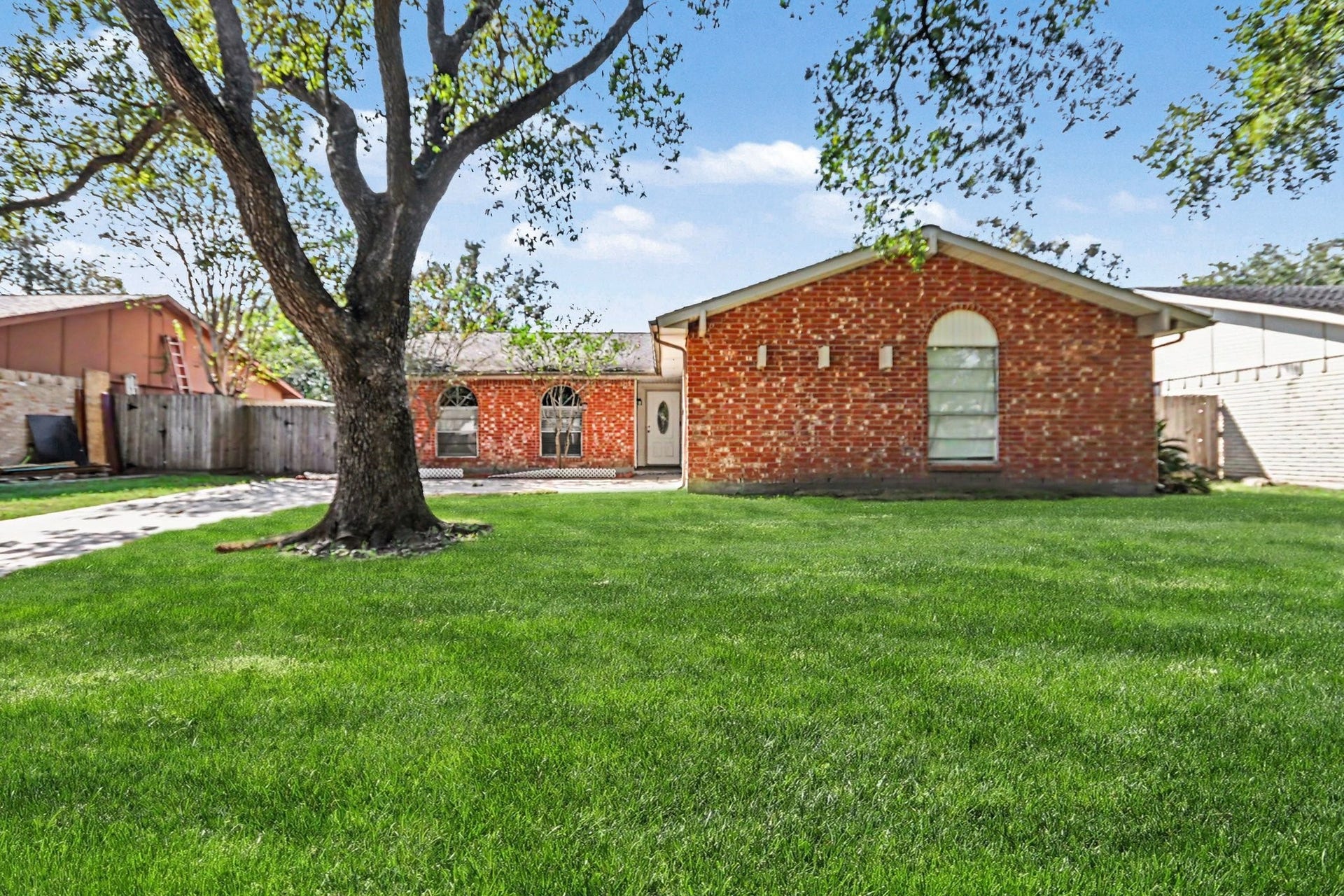 4607 Shawna Street, Houston, TX 77084 4607 Shawna Street, Houston, TX 77084