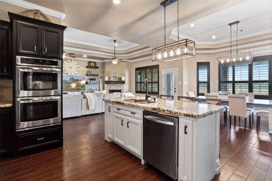 Property photo for 7842 Pebble Hill Lane, Rosharon, TX