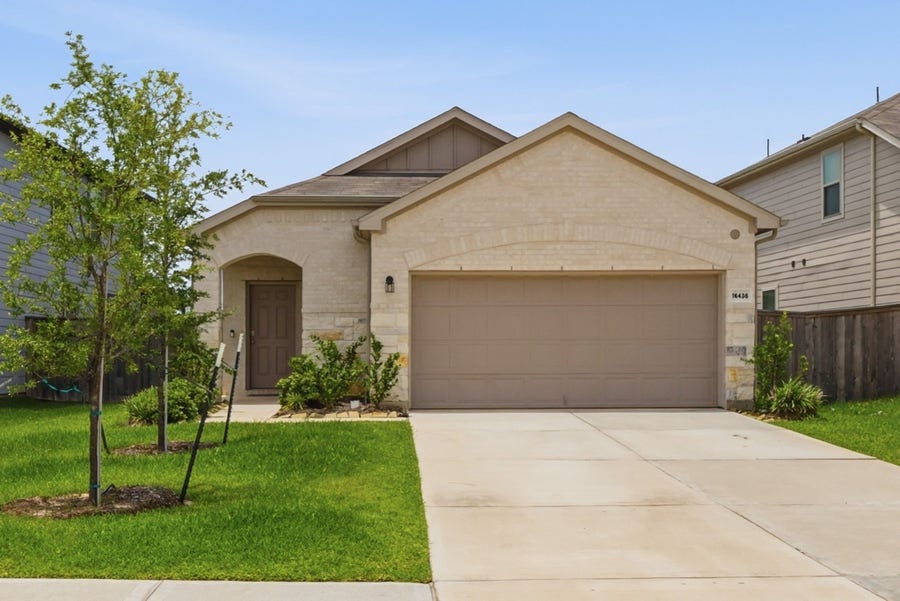 Property photo for 16436 Canary Ledge Lane, Conroe, TX