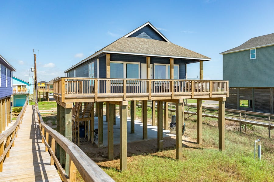 Property photo for 4835 Bluewater Drive, Surfside Beach, TX