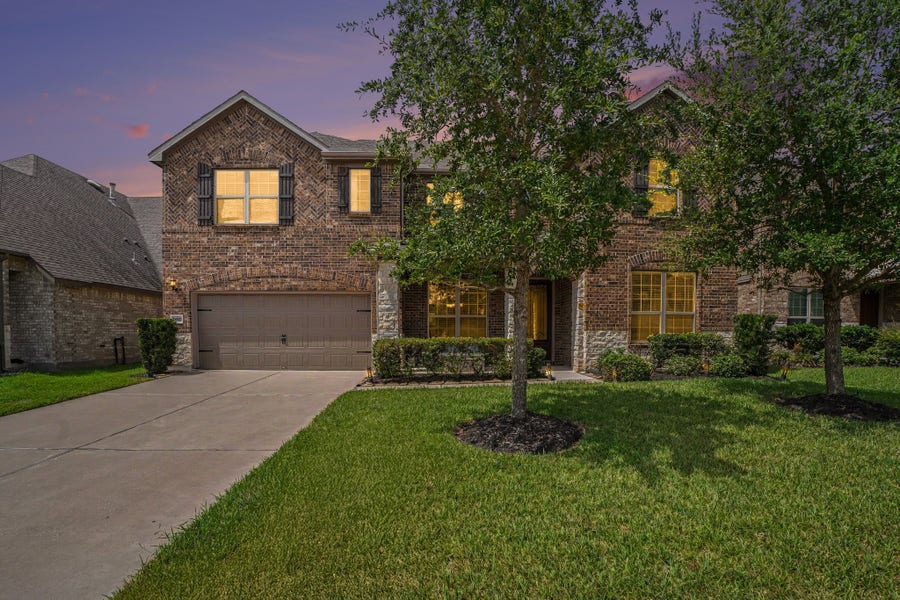 Property photo for 24922 Meadowthorn Crest Lane, Katy, TX