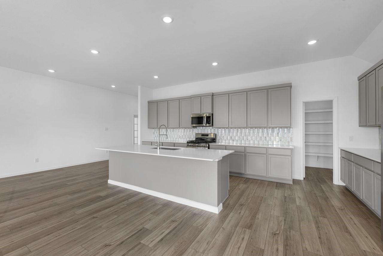 8746 Jade Hill Drive, Rosharon, TX 77583