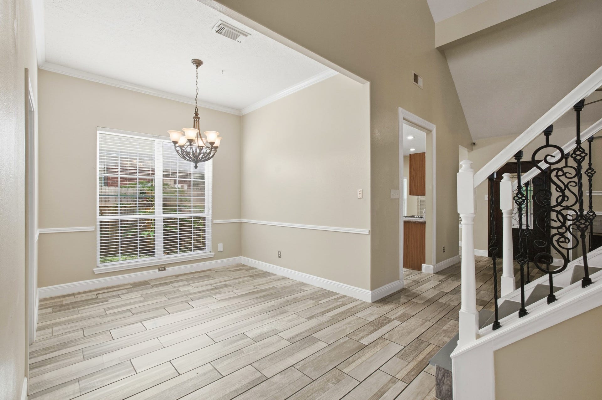 4807 Silver Fox Drive, Houston, TX 77066 4807 Silver Fox Drive, Houston, TX 77066