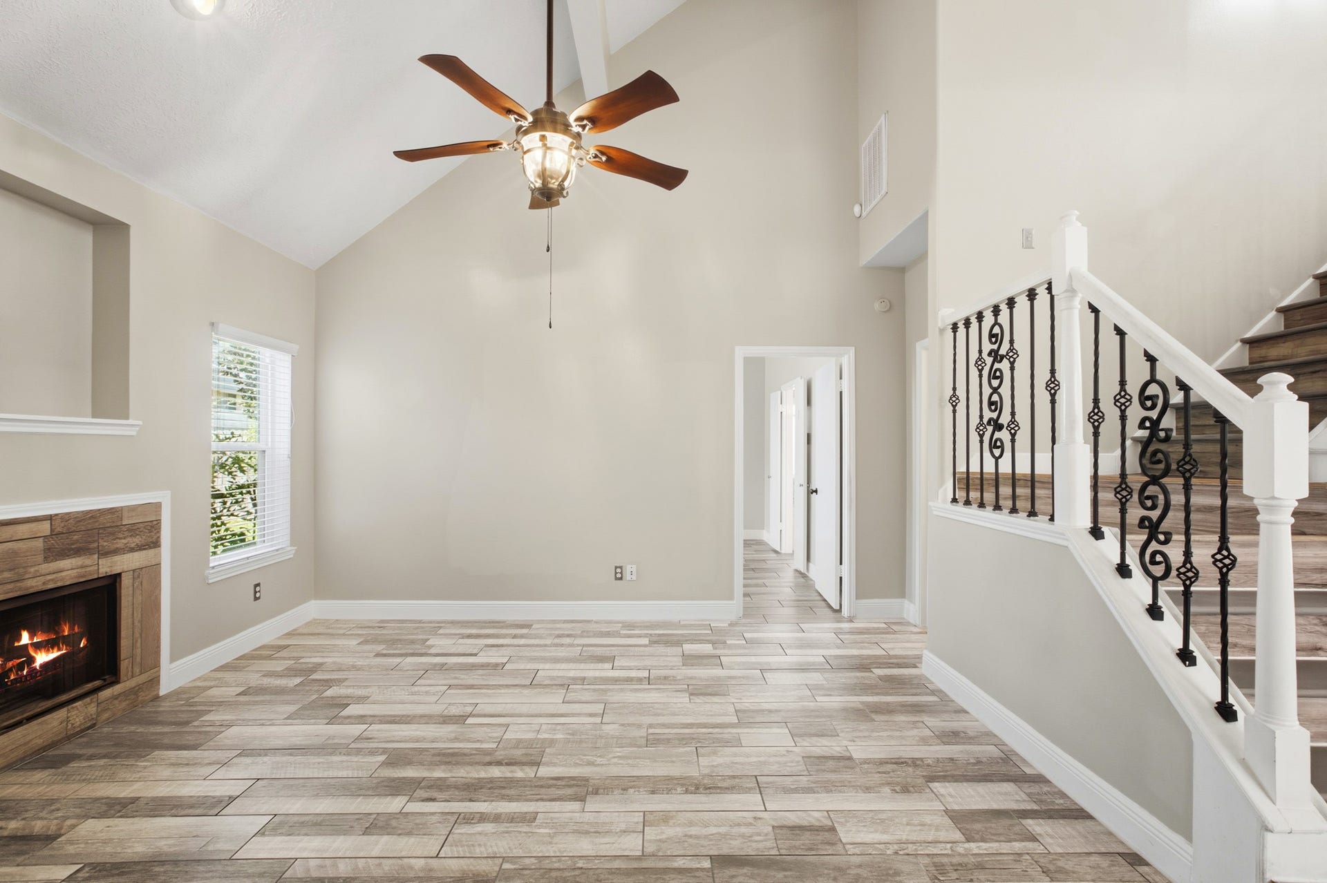 4807 Silver Fox Drive, Houston, TX 77066 4807 Silver Fox Drive, Houston, TX 77066