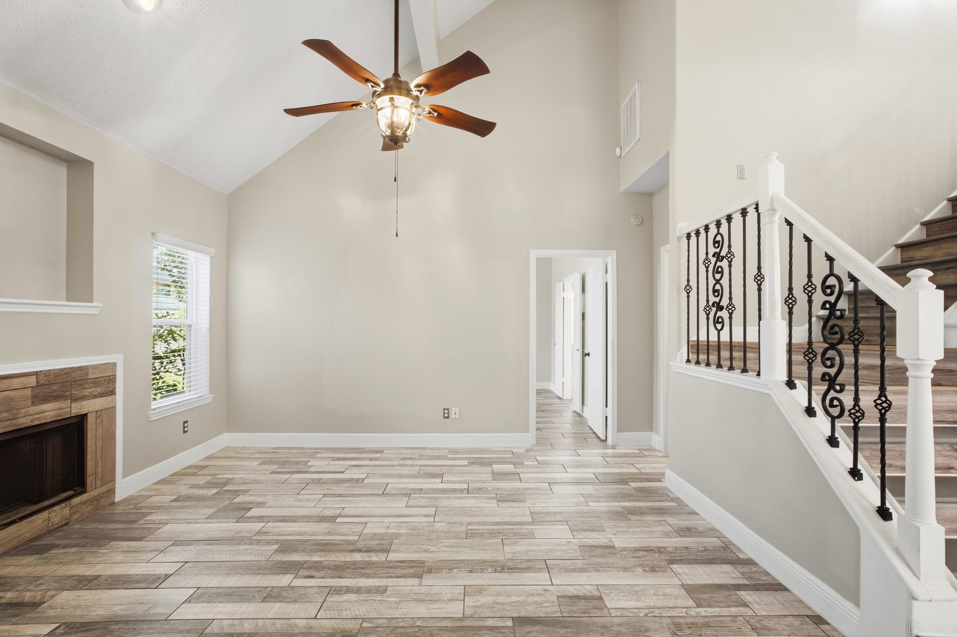 4807 Silver Fox Drive, Houston, TX 77066 4807 Silver Fox Drive, Houston, TX 77066