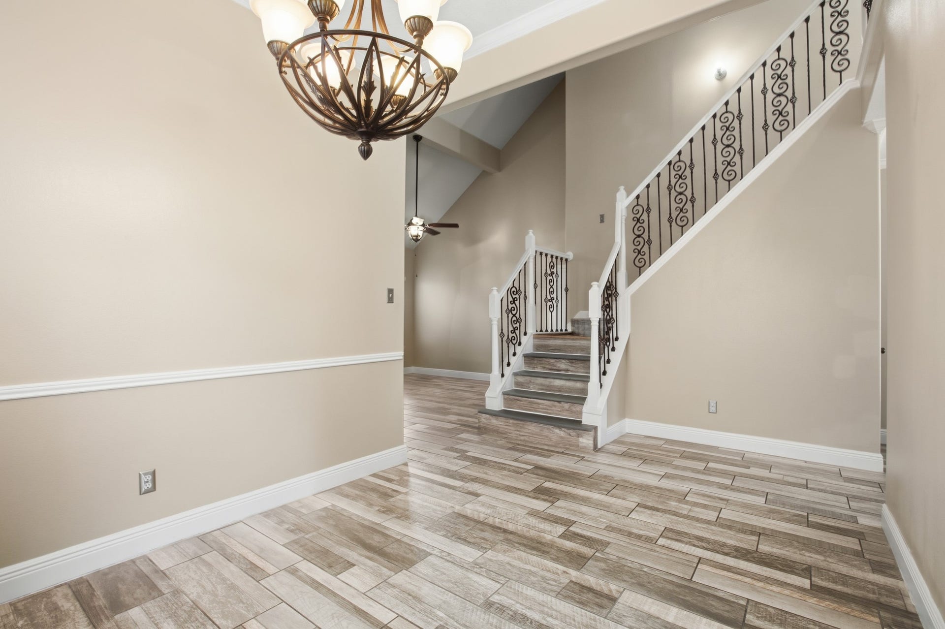 4807 Silver Fox Drive, Houston, TX 77066 4807 Silver Fox Drive, Houston, TX 77066
