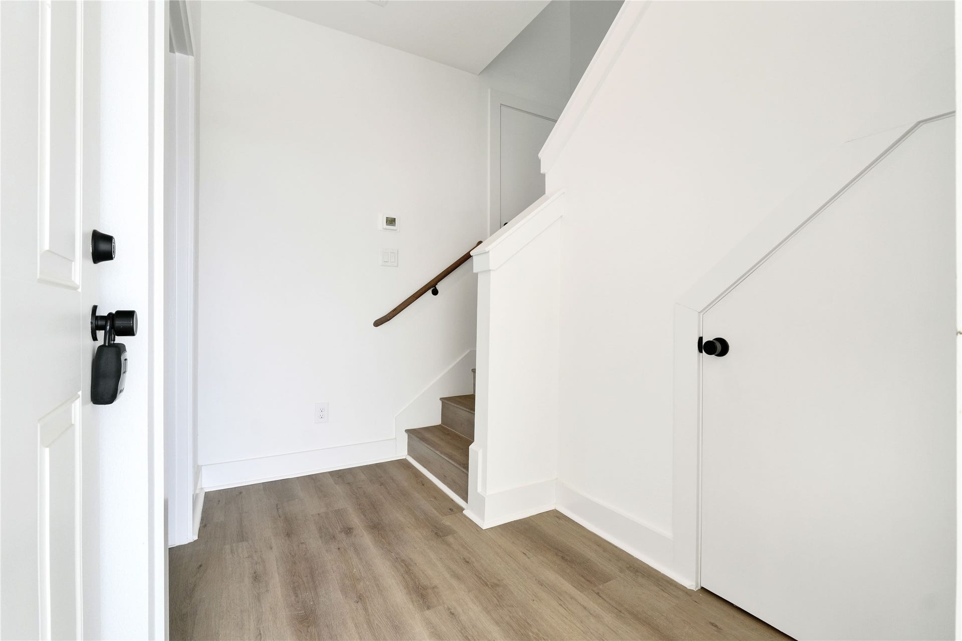 4602-4604 Indie Heights Lane, #A-B, Houston, TX 77018 Photos are representation of a similar property in another location by the same builder.