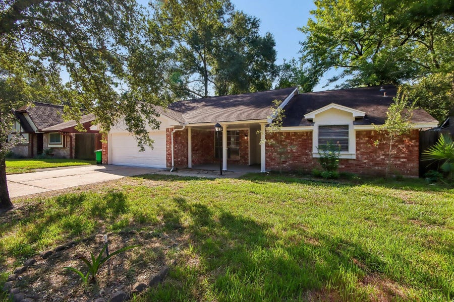 Property photo for 2034 Lake Creek Drive, Kingwood, TX