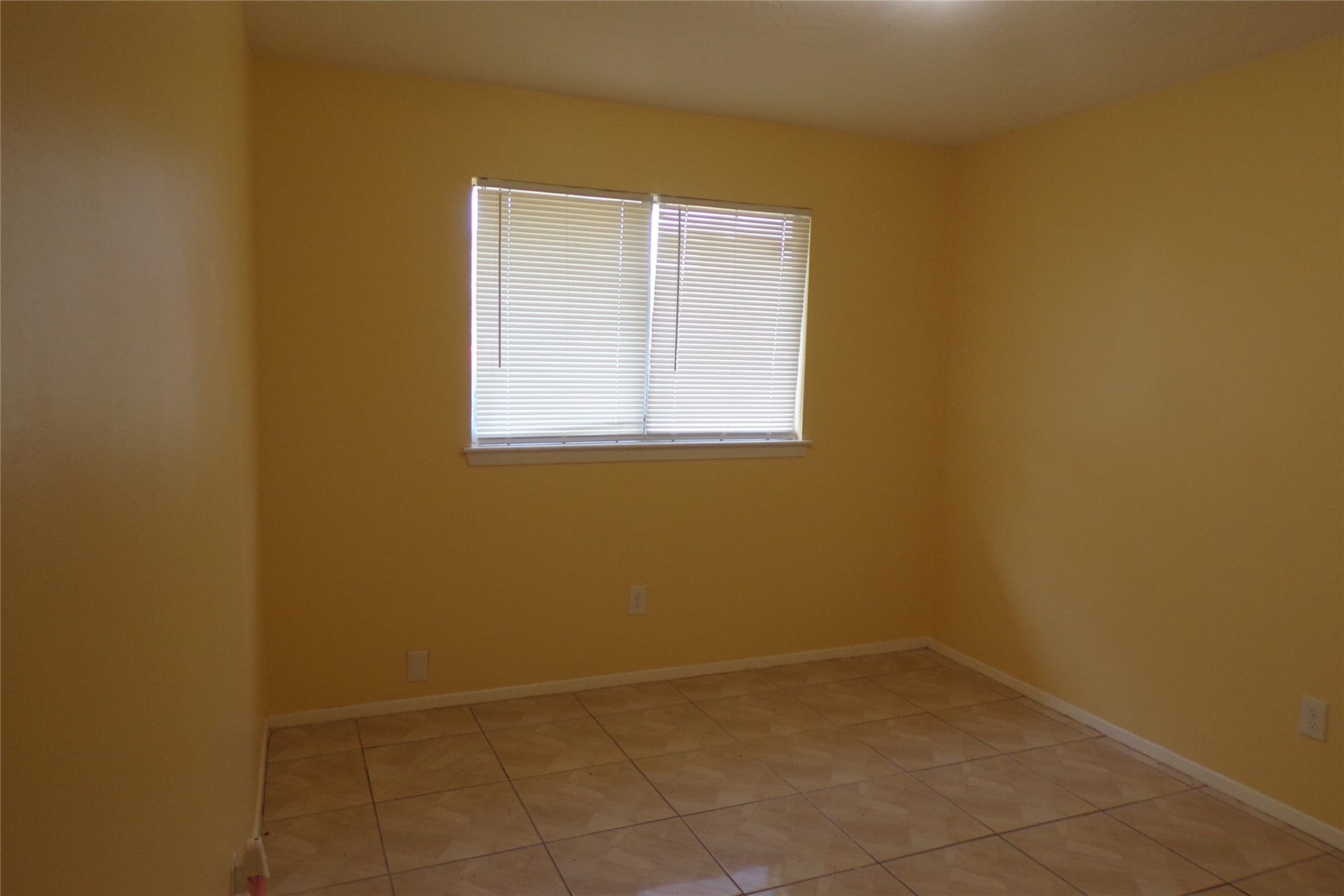 17002 Pastoria Drive, Houston, TX 77083 17002 Pastoria Drive, Houston, TX 77083