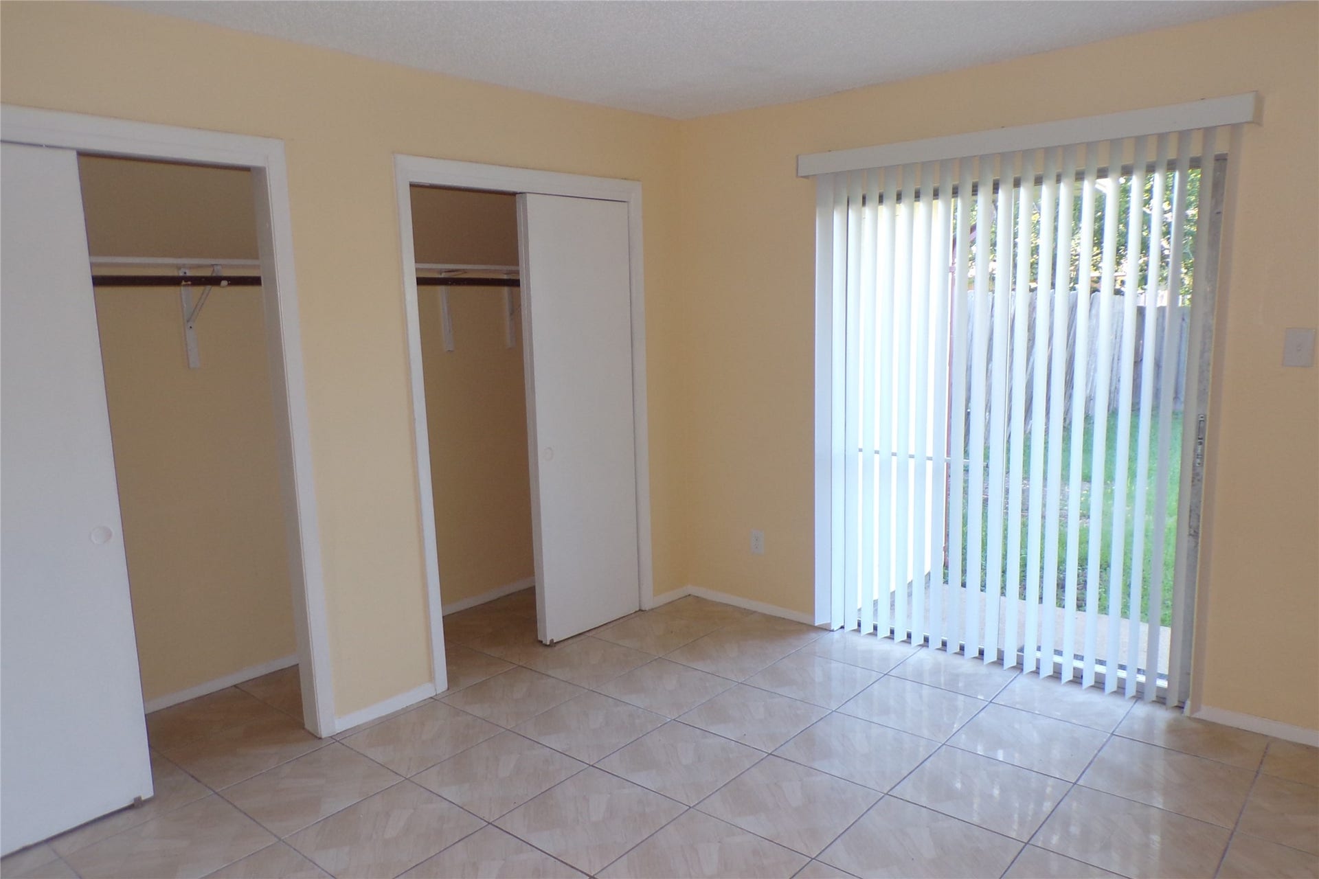 17002 Pastoria Drive, Houston, TX 77083 17002 Pastoria Drive, Houston, TX 77083