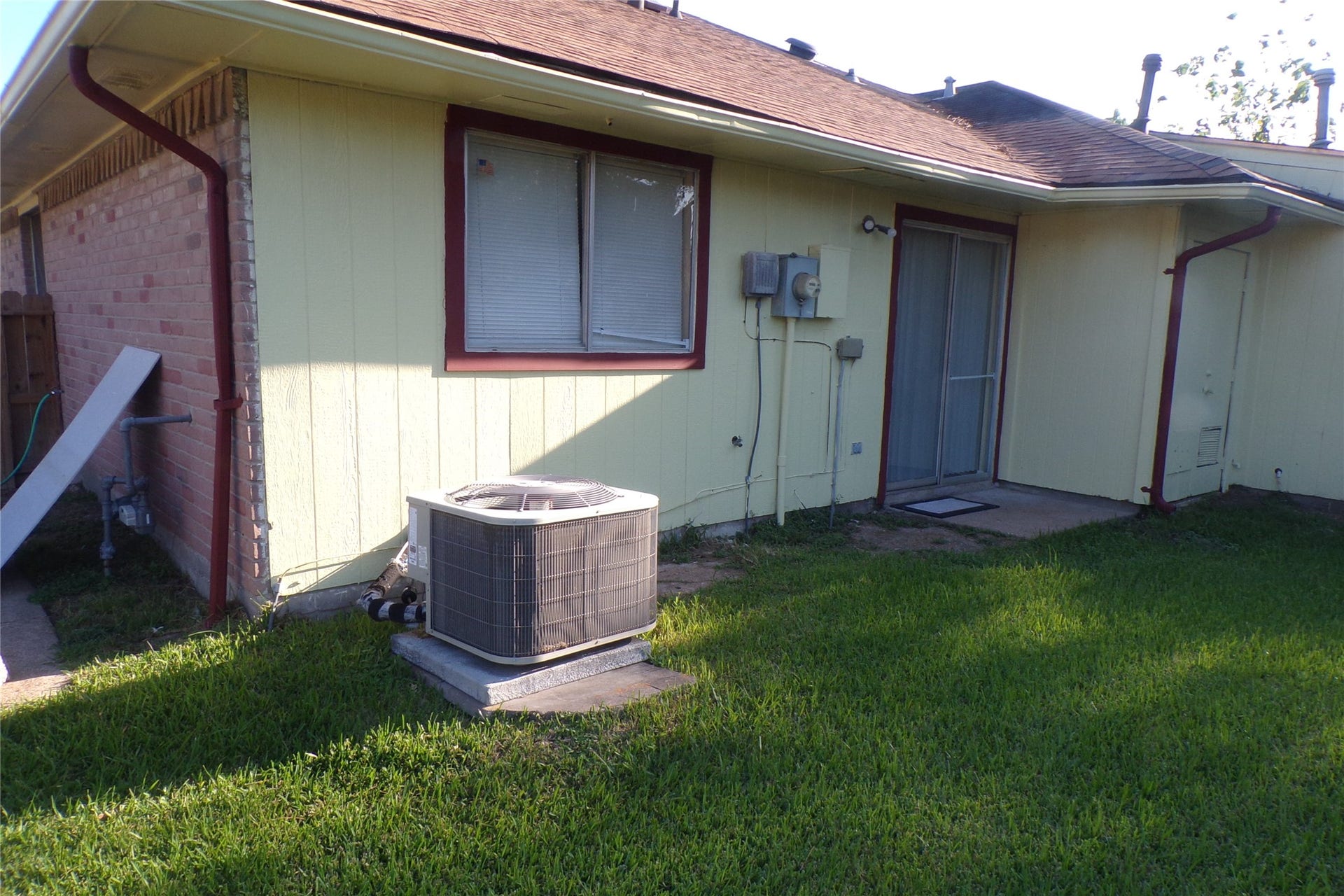 17002 Pastoria Drive, Houston, TX 77083 17002 Pastoria Drive, Houston, TX 77083