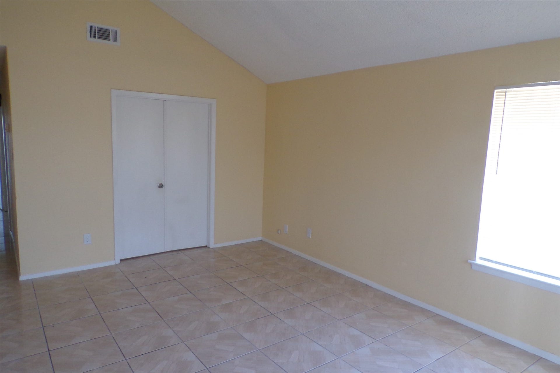 17002 Pastoria Drive, Houston, TX 77083 17002 Pastoria Drive, Houston, TX 77083