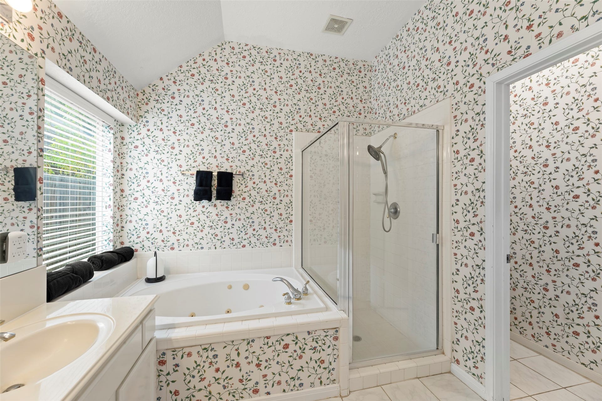 12322 Aspen Lane, Stafford, TX 77477 12322 Aspen Lane, Stafford, TX 77477