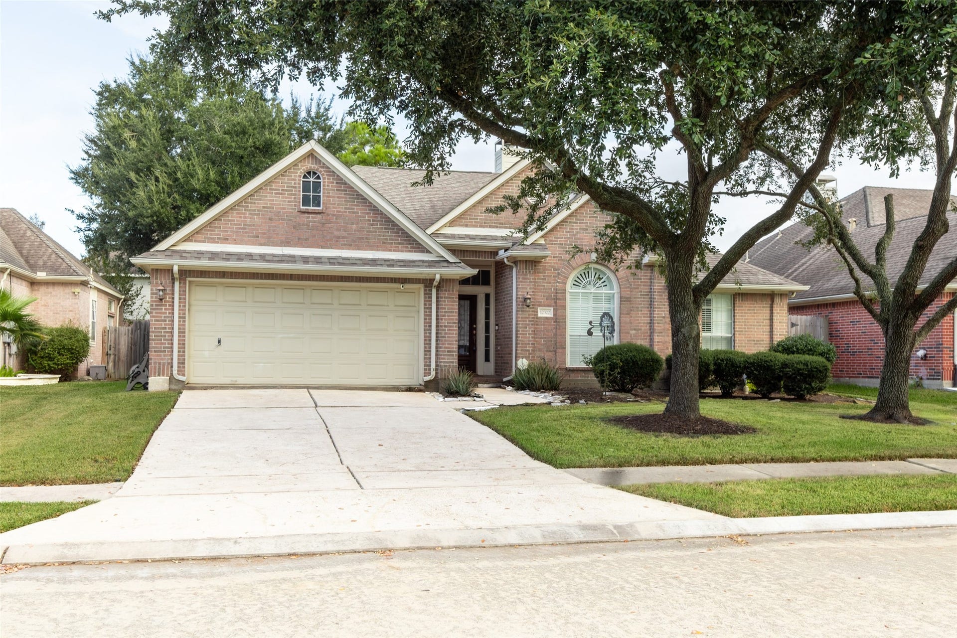 12322 Aspen Lane, Stafford, TX 77477 12322 Aspen Lane, Stafford, TX 77477
