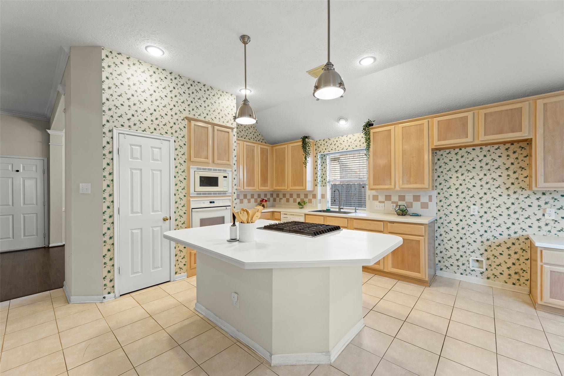 12322 Aspen Lane, Stafford, TX 77477 12322 Aspen Lane, Stafford, TX 77477