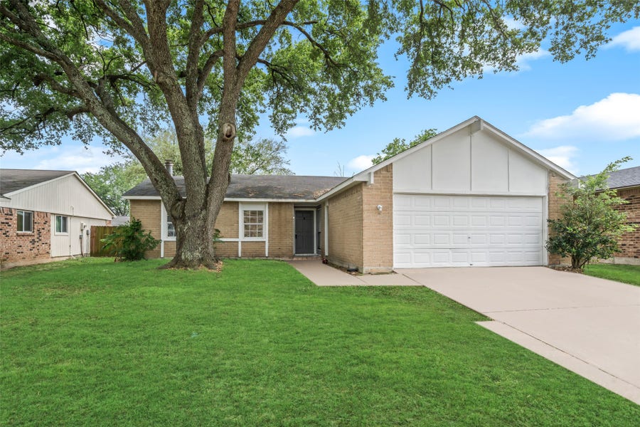 Property photo for 17423 Glenpatti Drive, Houston, TX