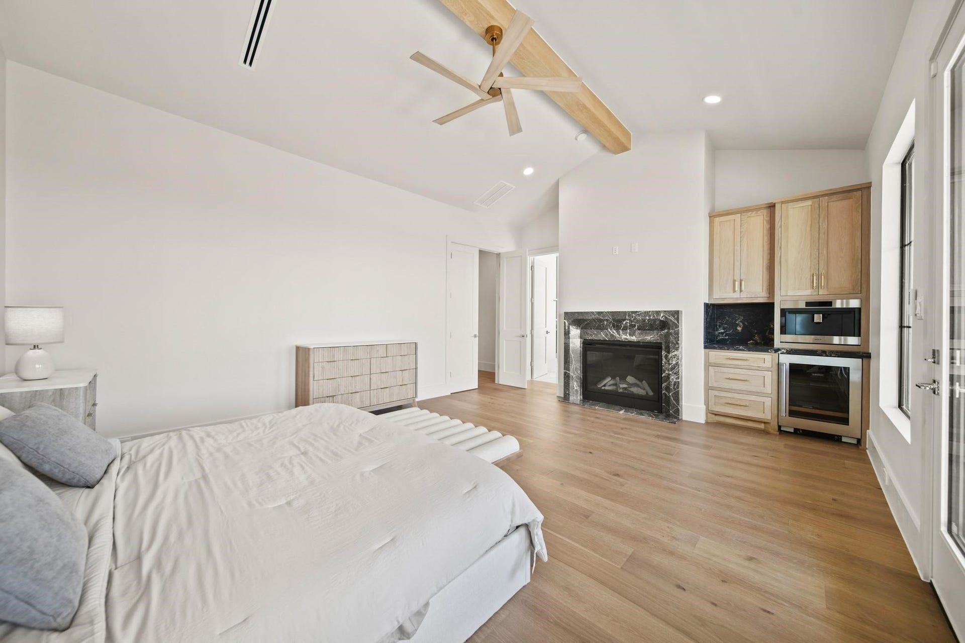 4707 Sunset Circle, Sugar Land, TX 77479 4707 Sunset Circle, Sugar Land, TX 77479