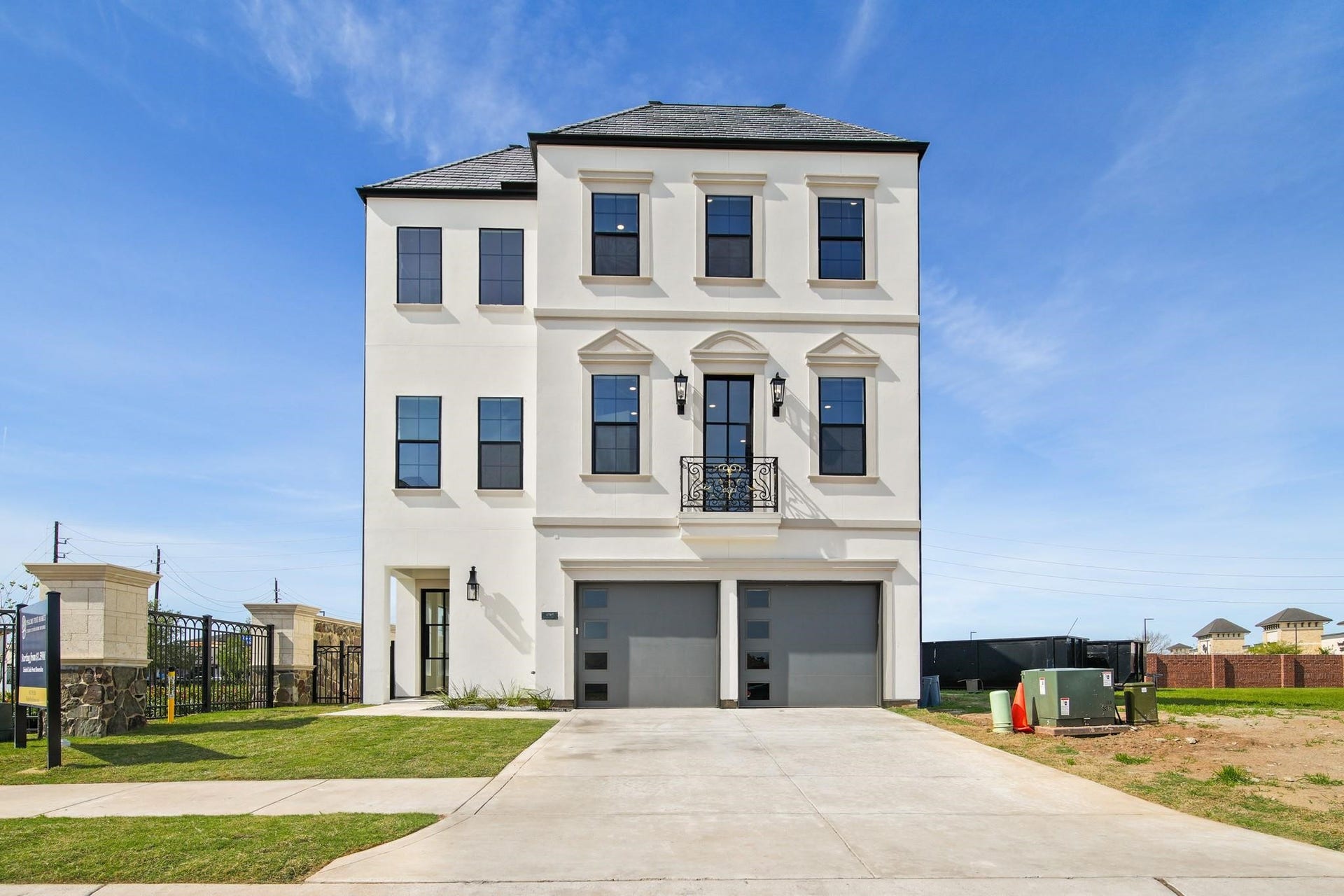 4707 Sunset Circle, Sugar Land, TX 77479 4707 Sunset Circle, Sugar Land, TX 77479
