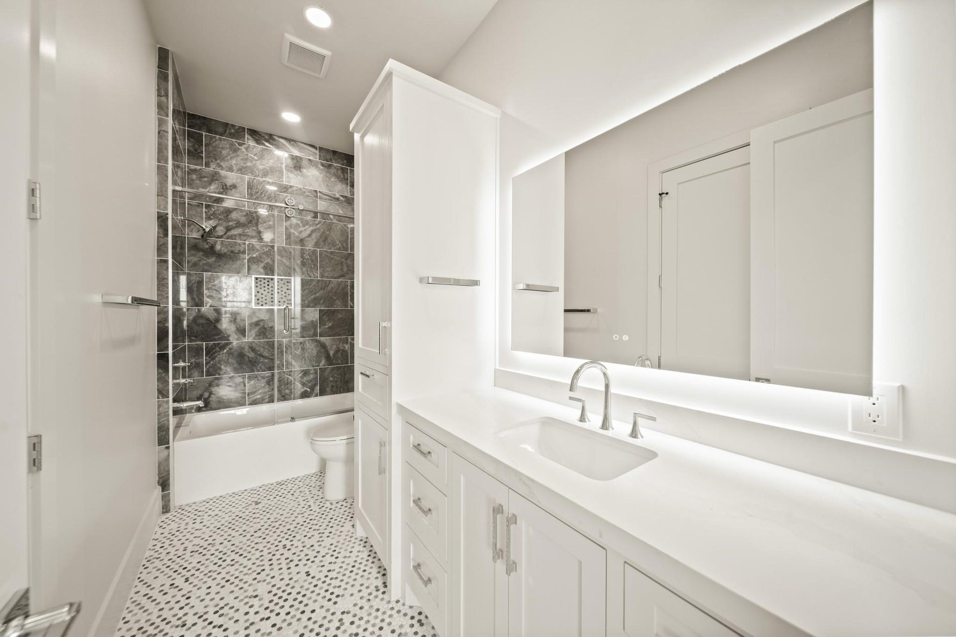 4707 Sunset Circle, Sugar Land, TX 77479 4707 Sunset Circle, Sugar Land, TX 77479