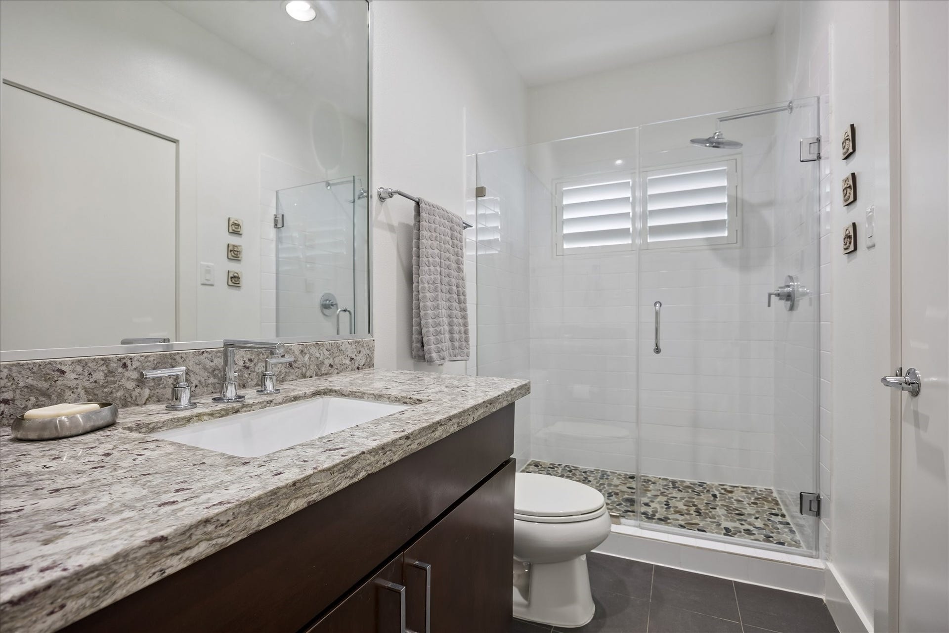 Full SECONDARY BATH off the game room is especially convenient when additional guests are in town.