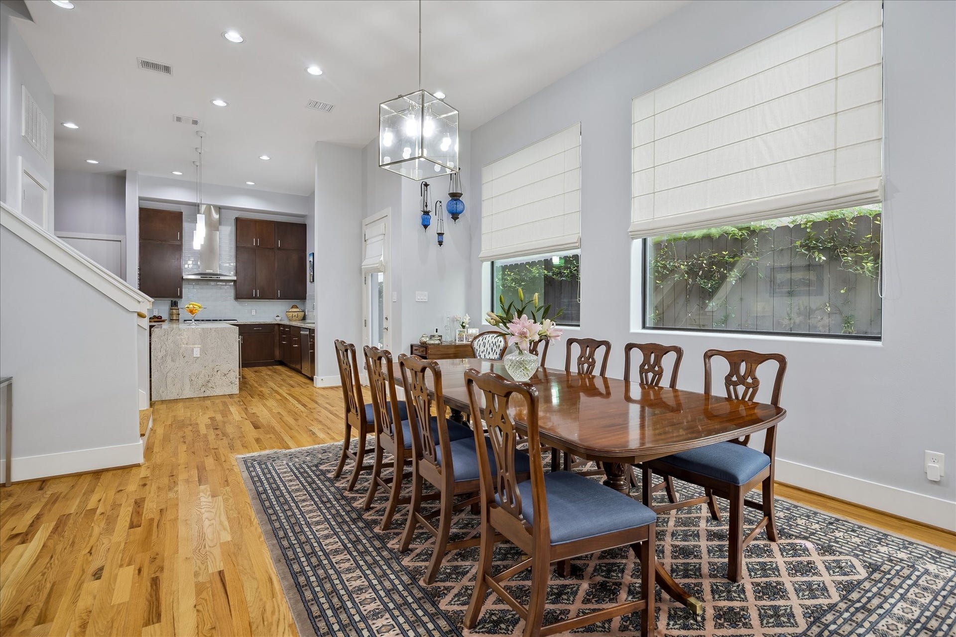 Another view of the DINING ROOM area.
