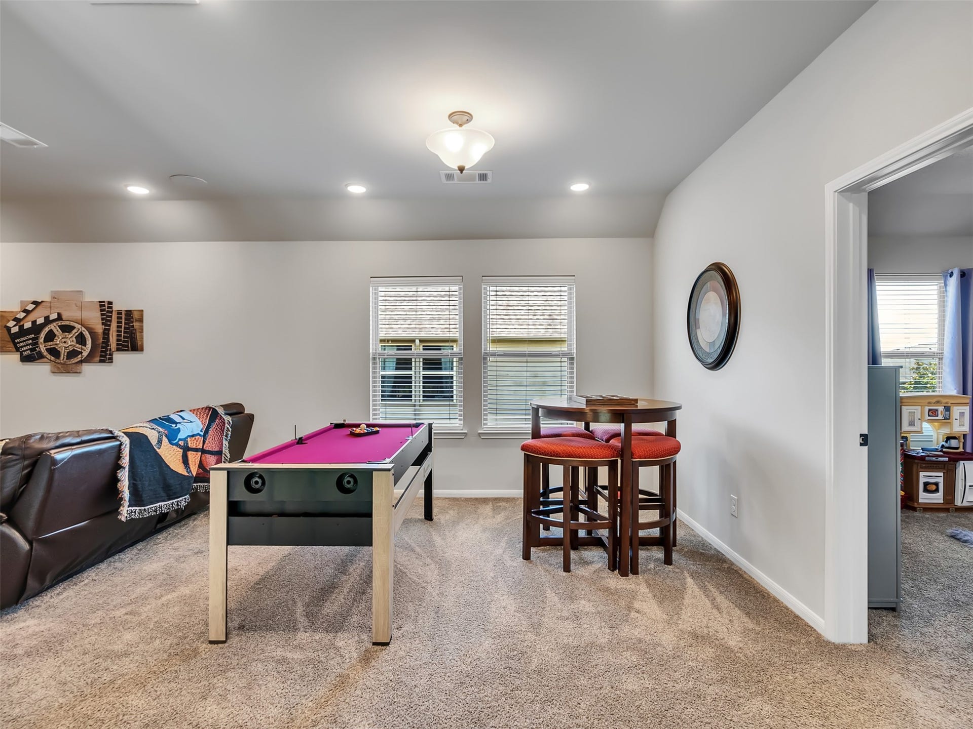 10302 Muir Peak Drive, Rosharon, TX 77583 Gameroom area