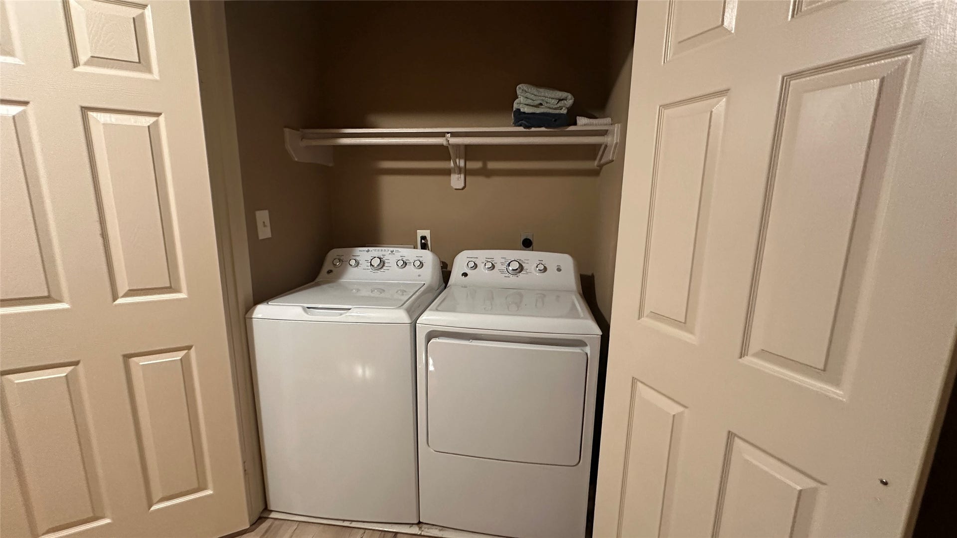 3518 D H Watkins Drive, Deer Park, TX 77536 3518 D H Watkins Drive, Deer Park, TX 77536
