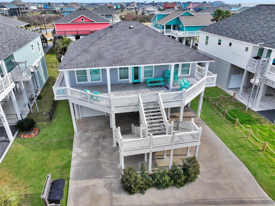 Property photo for 932 Kent, Crystal Beach, TX