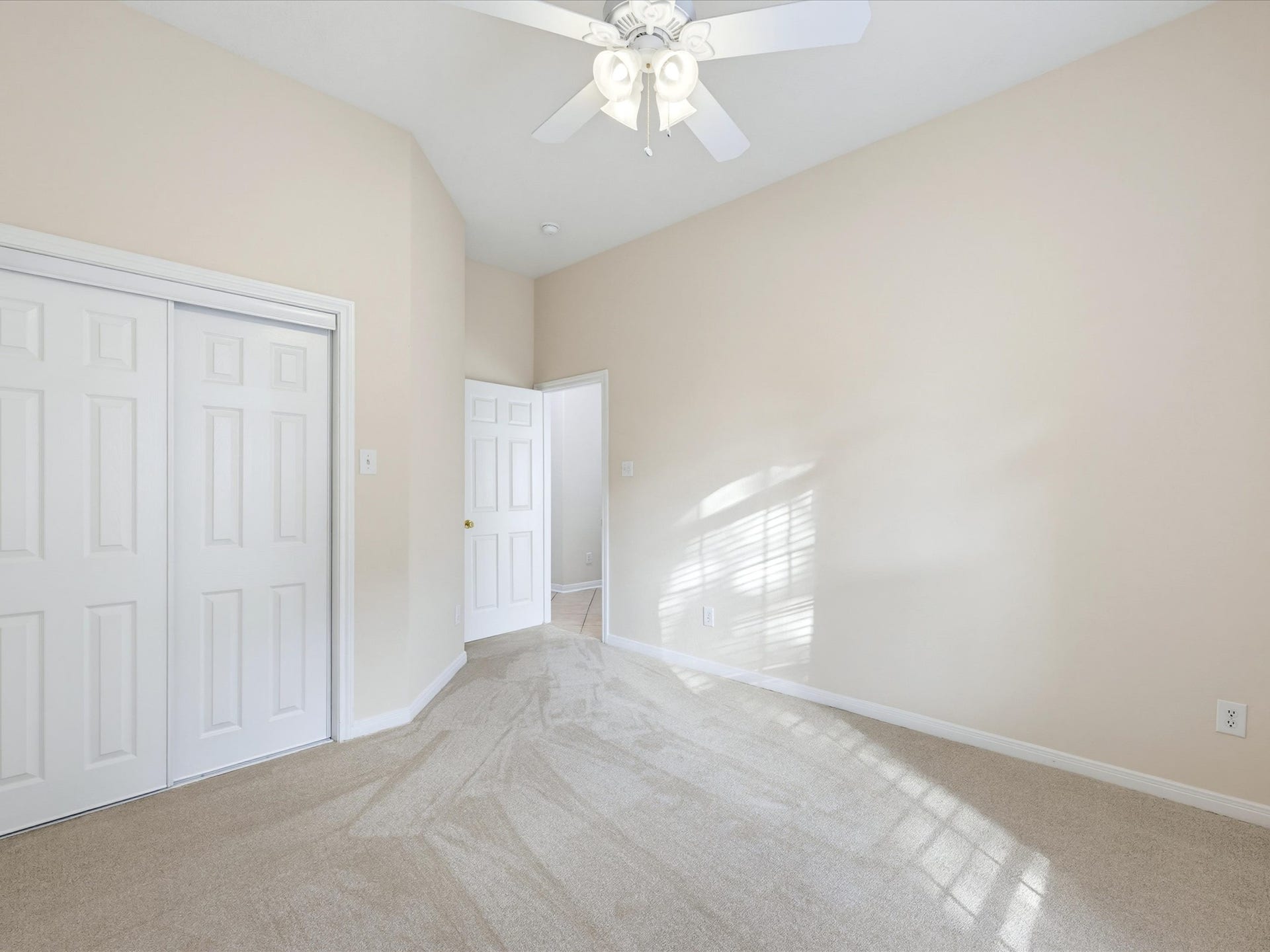 16739 Barcelona Drive, Friendswood, TX 77546 16739 Barcelona Drive, Friendswood, TX 77546
