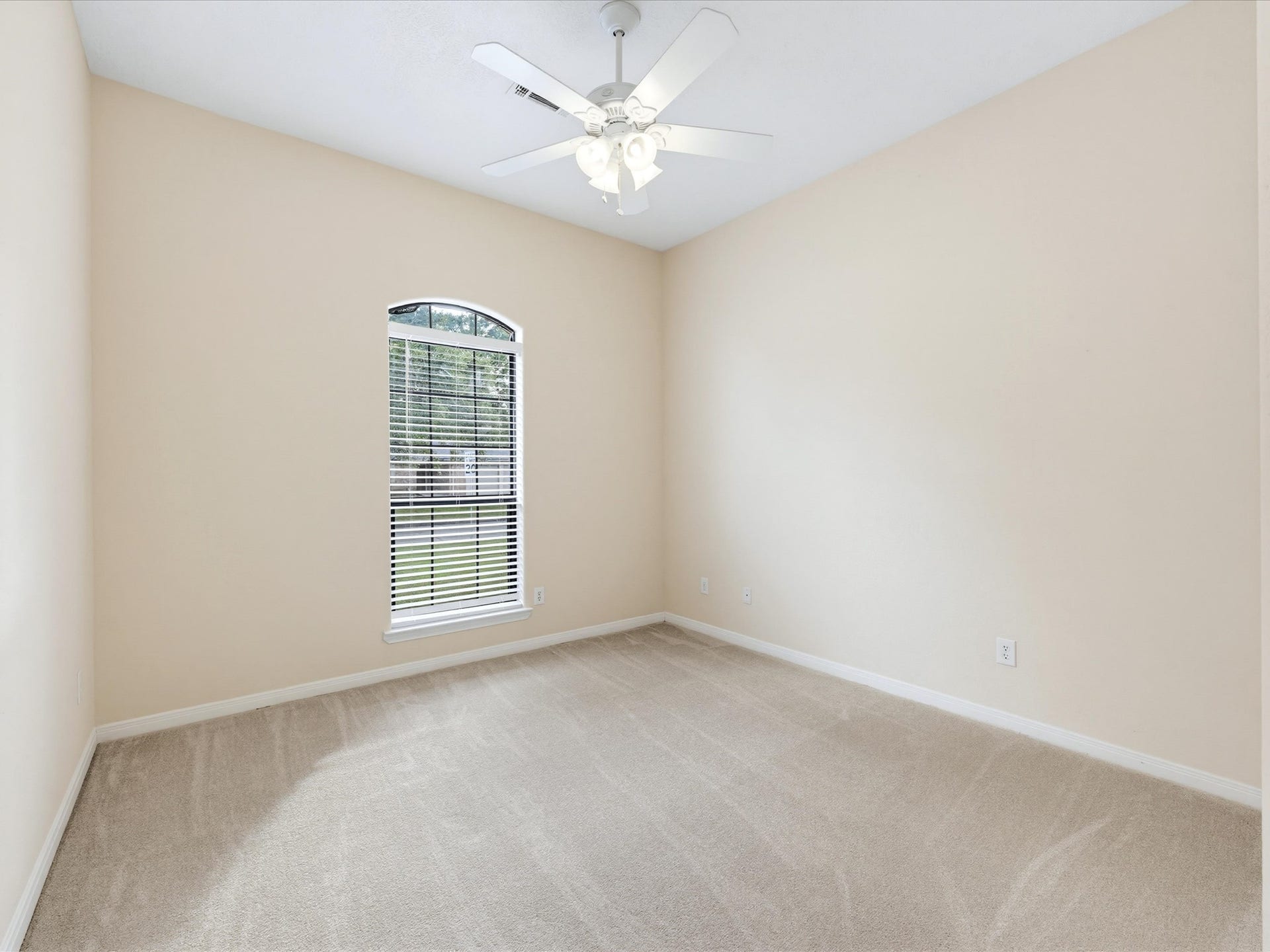 16739 Barcelona Drive, Friendswood, TX 77546 16739 Barcelona Drive, Friendswood, TX 77546
