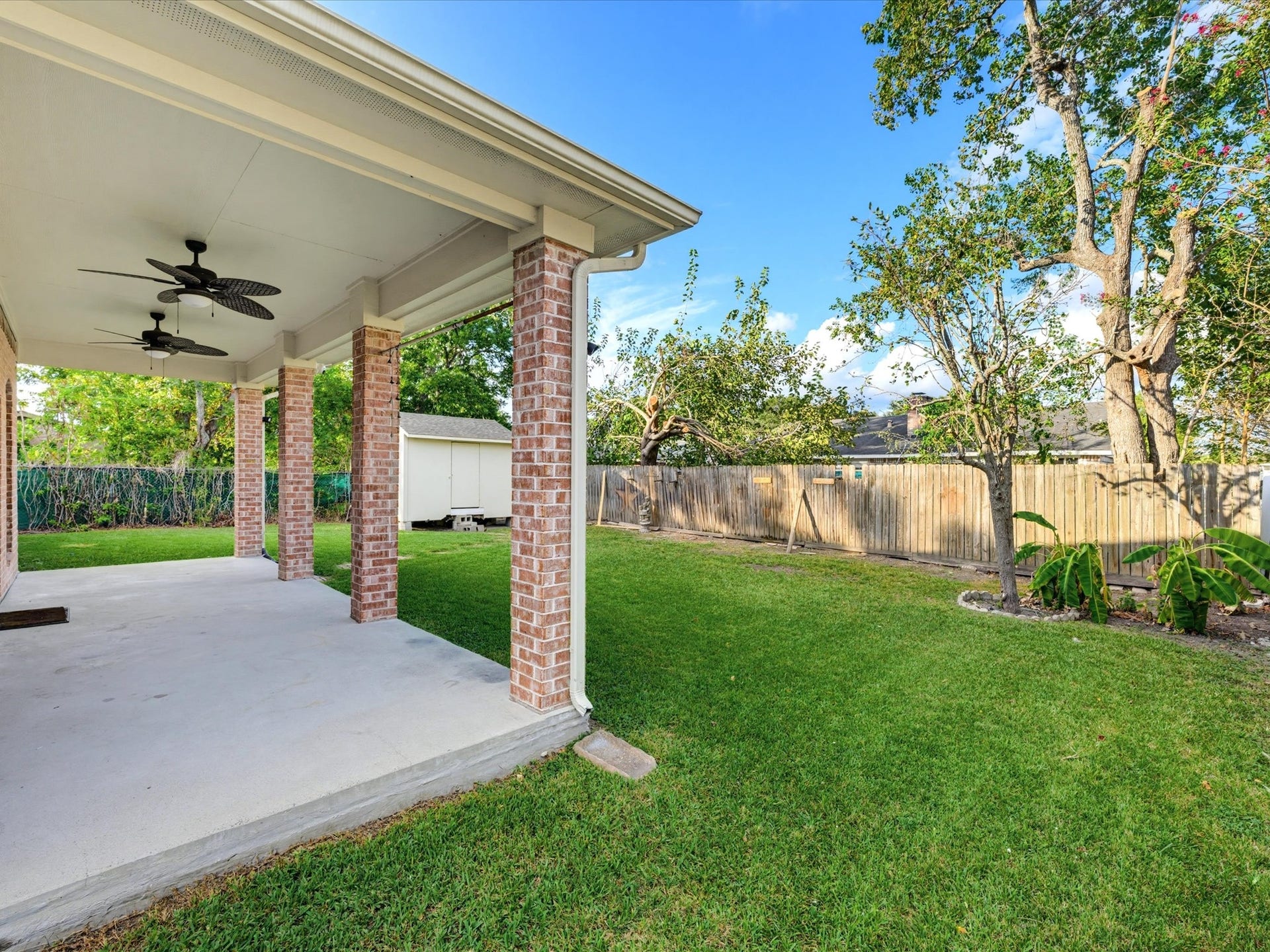 16739 Barcelona Drive, Friendswood, TX 77546 16739 Barcelona Drive, Friendswood, TX 77546