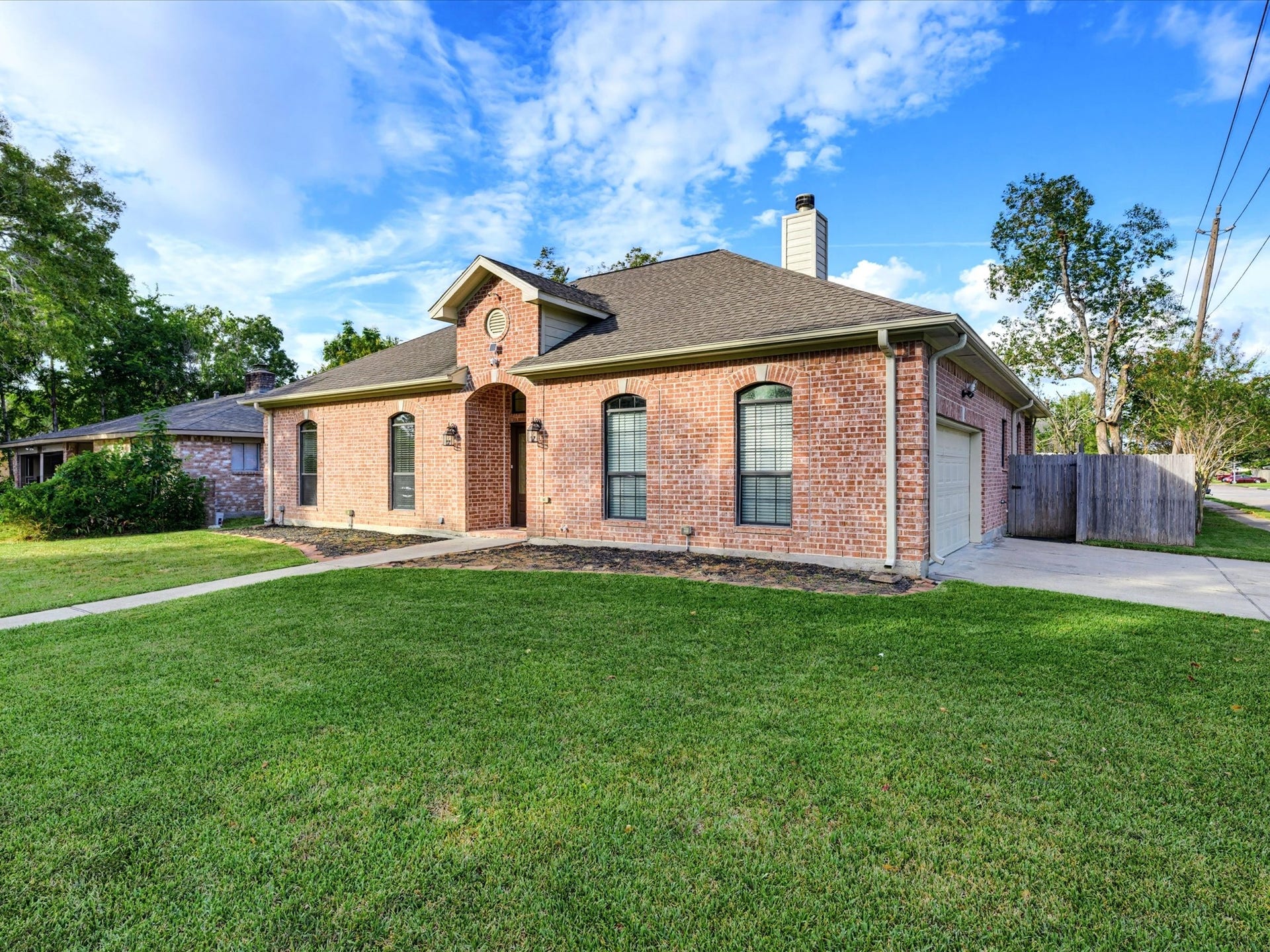 16739 Barcelona Drive, Friendswood, TX 77546 16739 Barcelona Drive, Friendswood, TX 77546