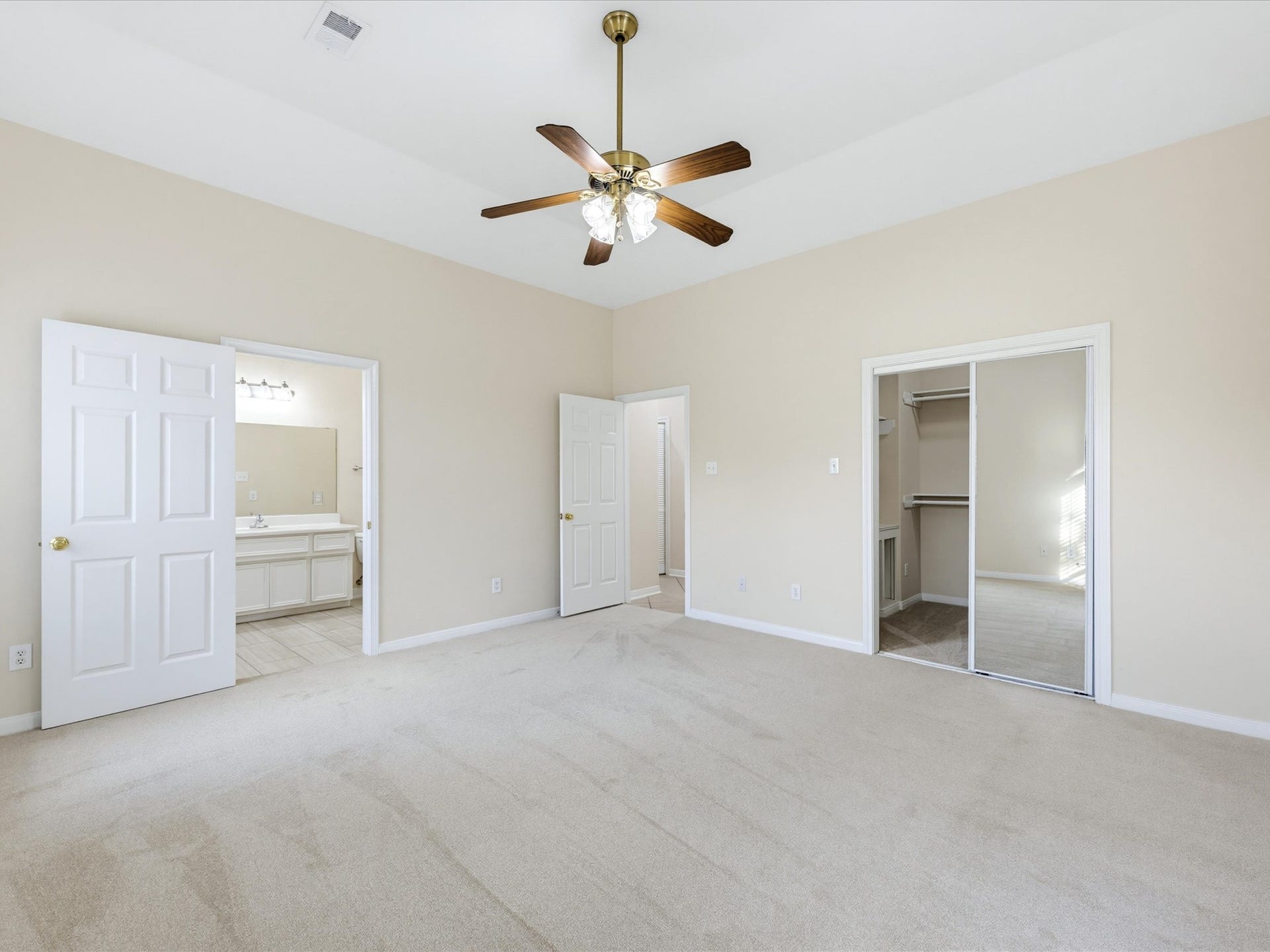 16739 Barcelona Drive, Friendswood, TX 77546 16739 Barcelona Drive, Friendswood, TX 77546