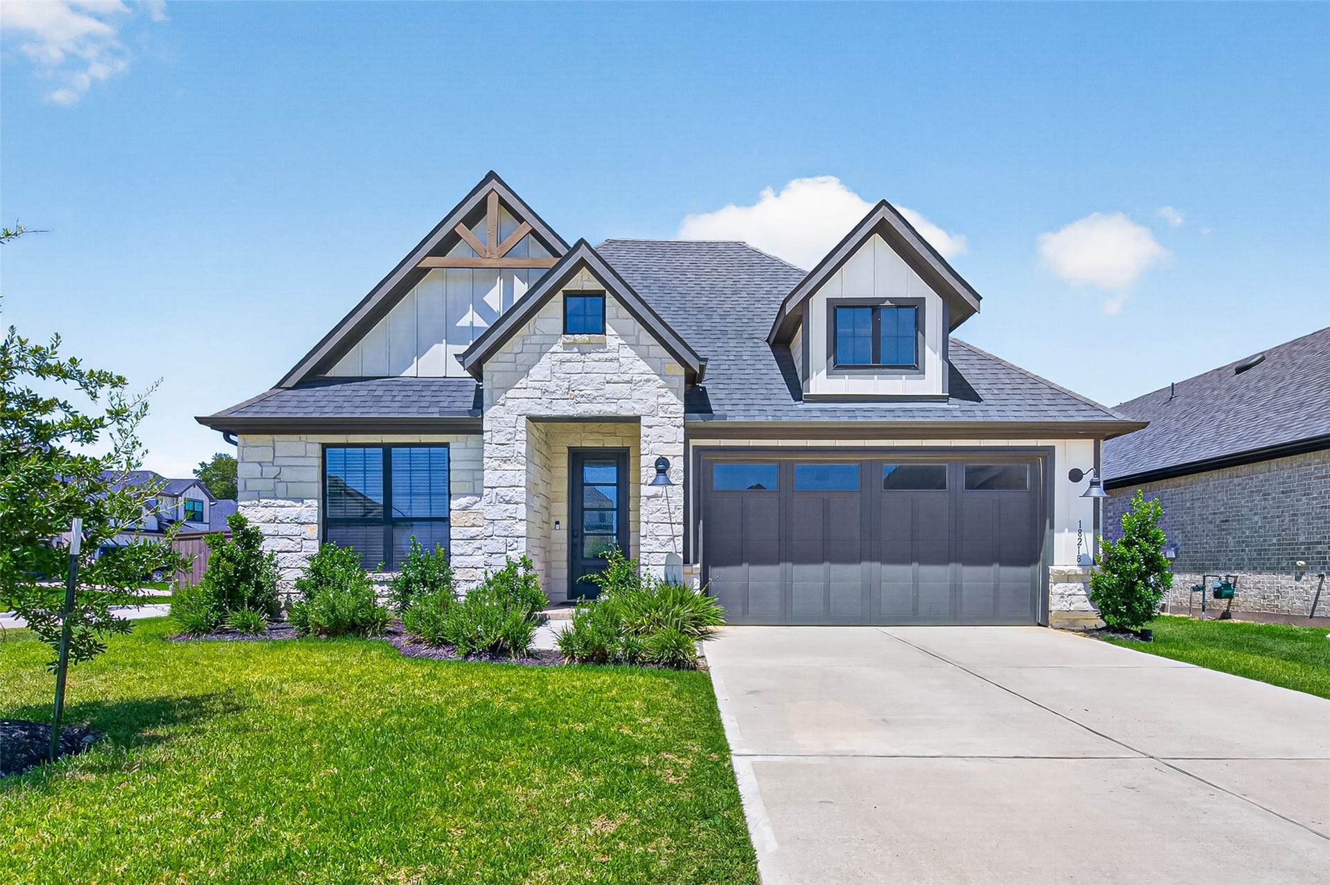 18218 Ellerden Forest Drive, Tomball, TX 77377 Welcome to 18218 Ellerden Forest Drive. Enjoy all of the amenities of Ellerden including the community pool, playgrounds, and walking trails.
