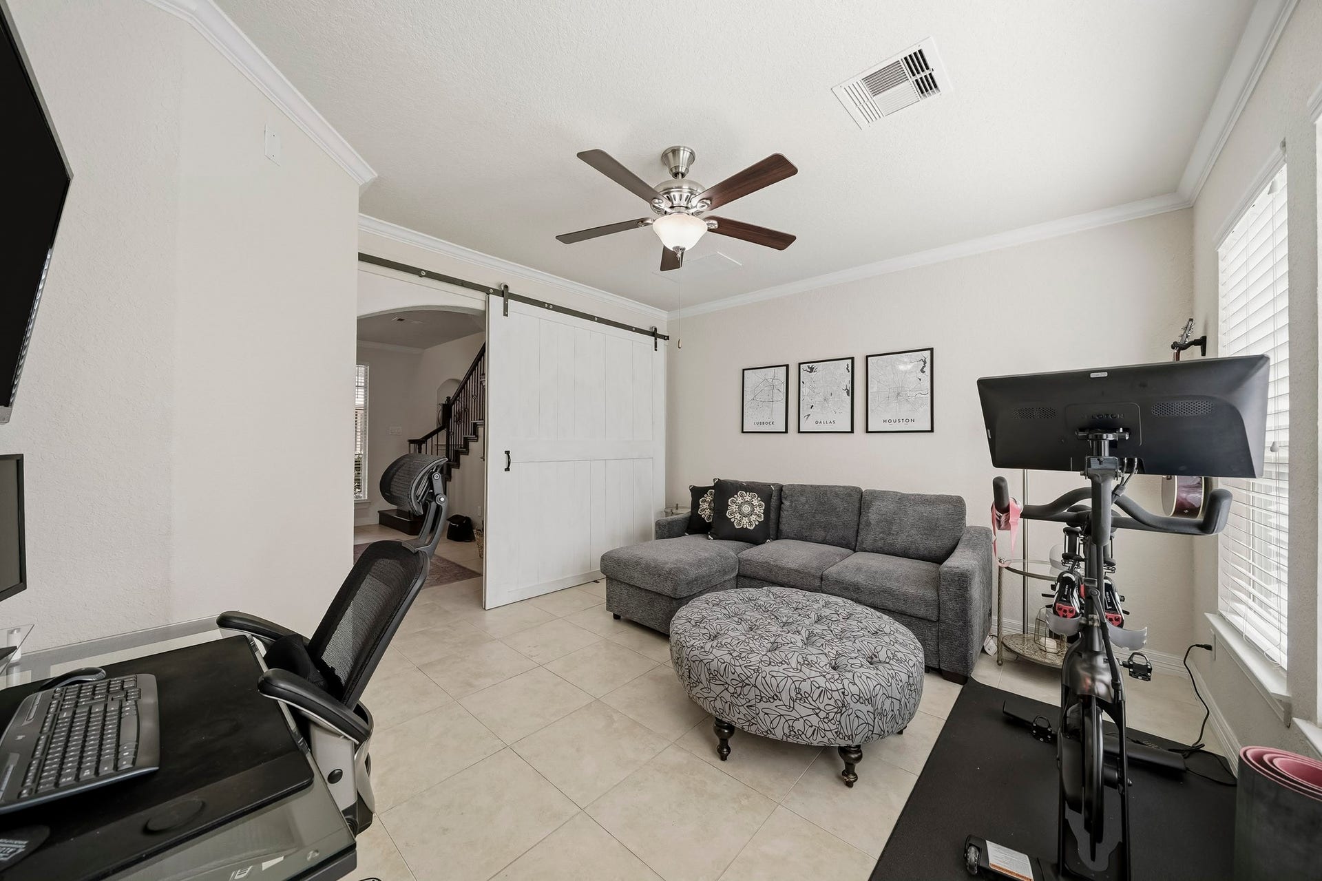 10112 Spring Shadows Park Circle, Houston, TX 77080 10112 Spring Shadows Park Circle, Houston, TX 77080