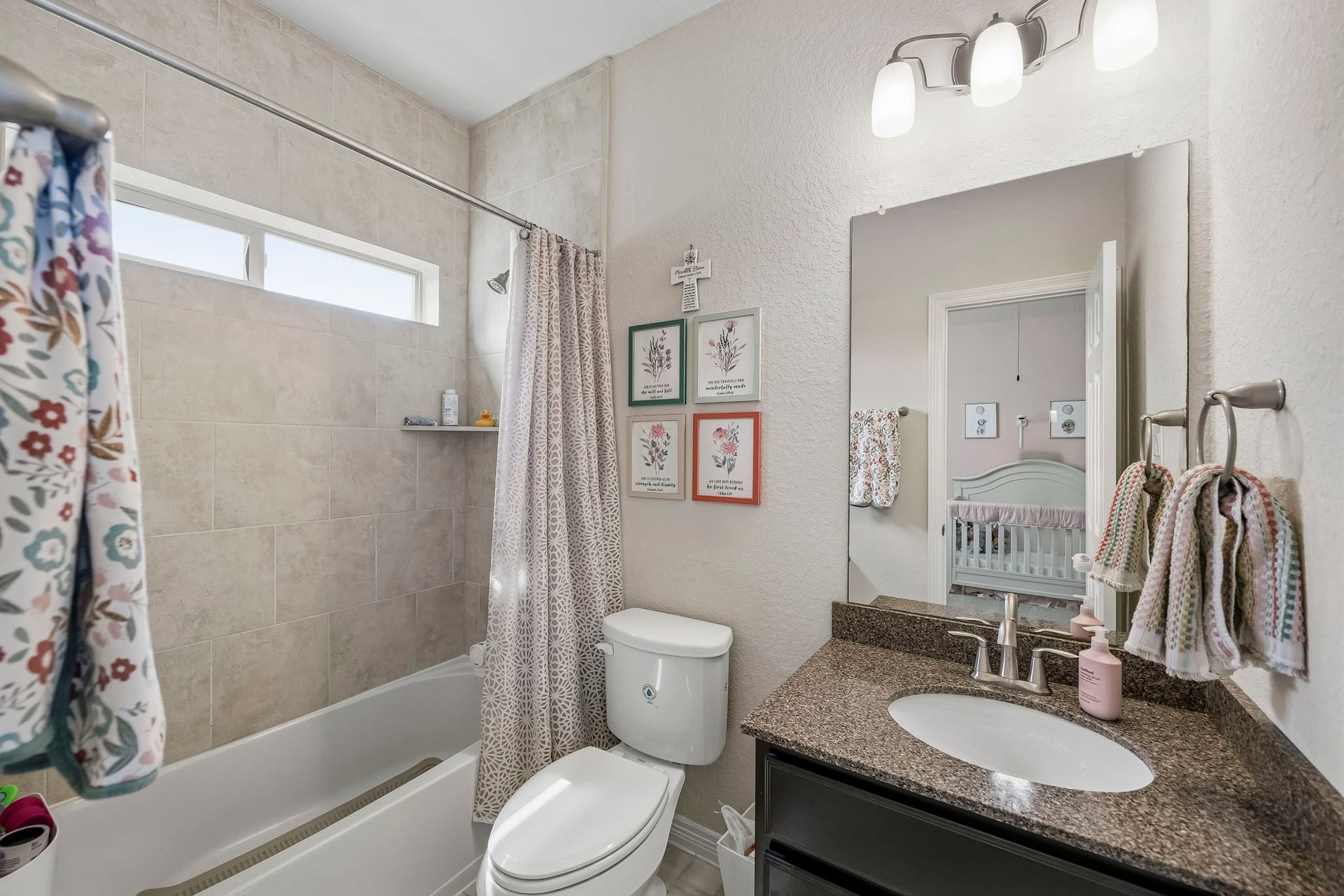 10112 Spring Shadows Park Circle, Houston, TX 77080 10112 Spring Shadows Park Circle, Houston, TX 77080