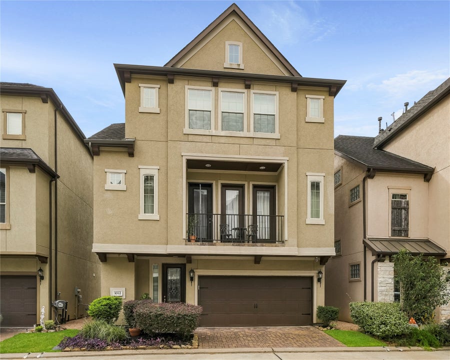 Property photo for 10112 Spring Shadows Park Circle, Houston, TX